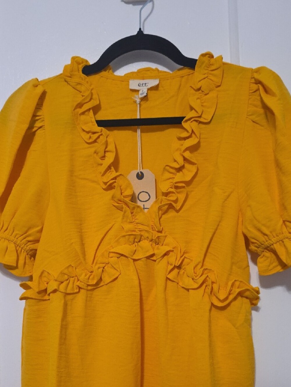 Yellow Ruffle Detail top - Picture 2 of 6
